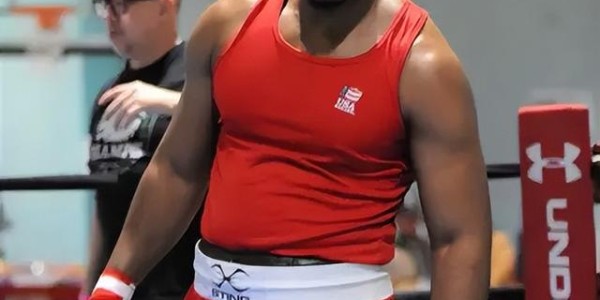 开云-布鲁克林新星泰勒二回合强势TKO巴尼特，不败战绩续写战绩|拳坛|帕克·波特|比赛|职业|连胜_新浪体育_新浪新闻