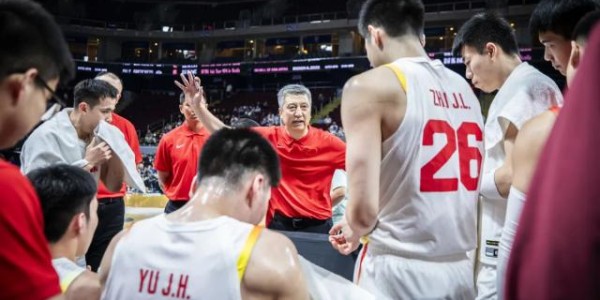 【观察】中国男篮用最血性的方式撕开黎明前的黑暗